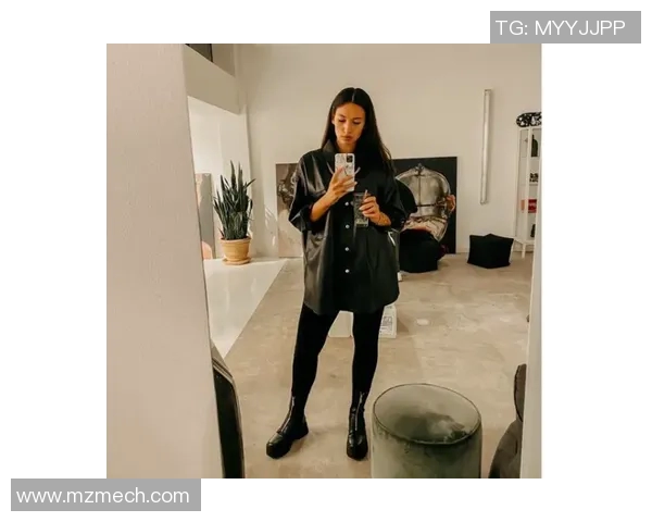 全球足球女星时尚风采展现她们的独特魅力与个性穿搭